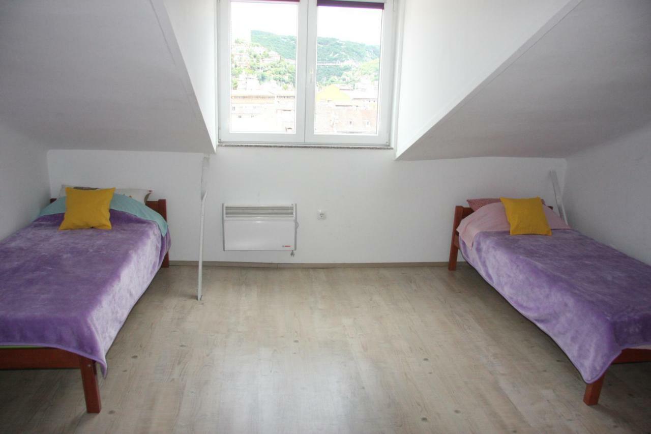 Apartment In Center